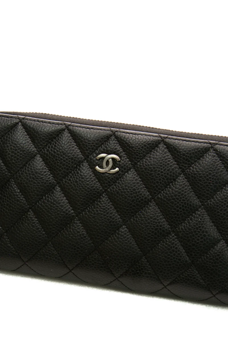 Quilted Zippy Wallet - Image 4