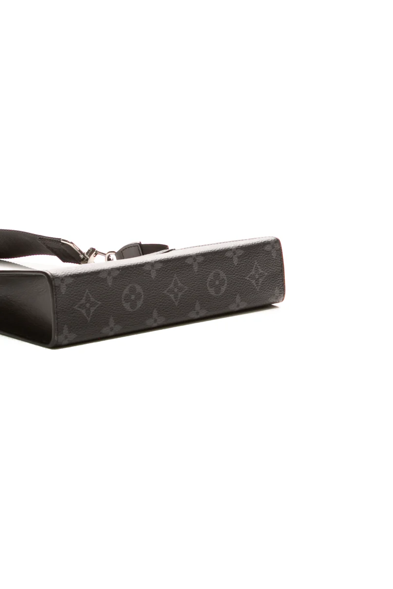 Gaston Wearable Wallet Bag - Image 5