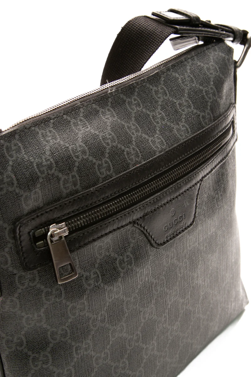 GG Flat Messenger Bag - Image 11