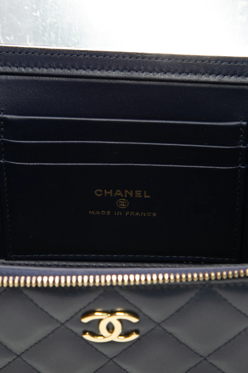 Small Vanity Case - Image 9