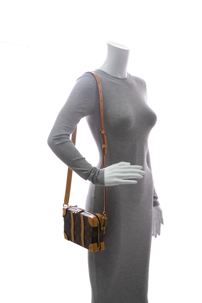 Blurry Trunk Messenger Bag - Image 2
