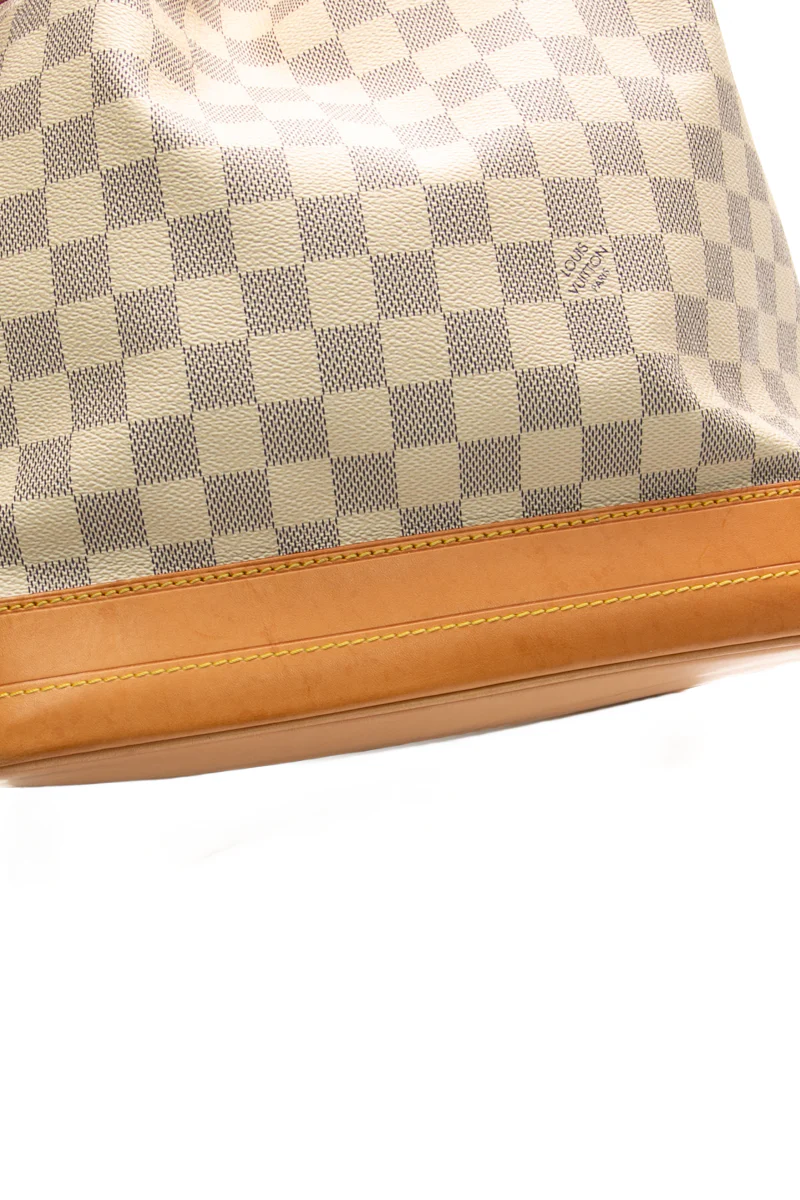 Noe Shoulder Bag - Image 12