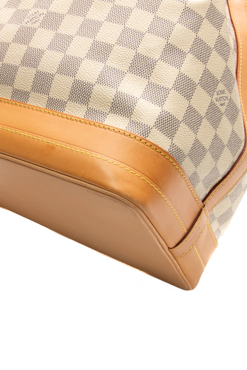 Noe Shoulder Bag - Image 15