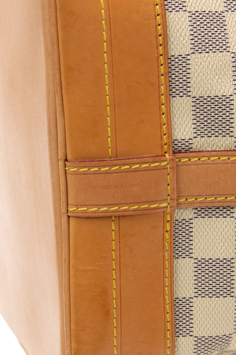 Noe Shoulder Bag - Image 22