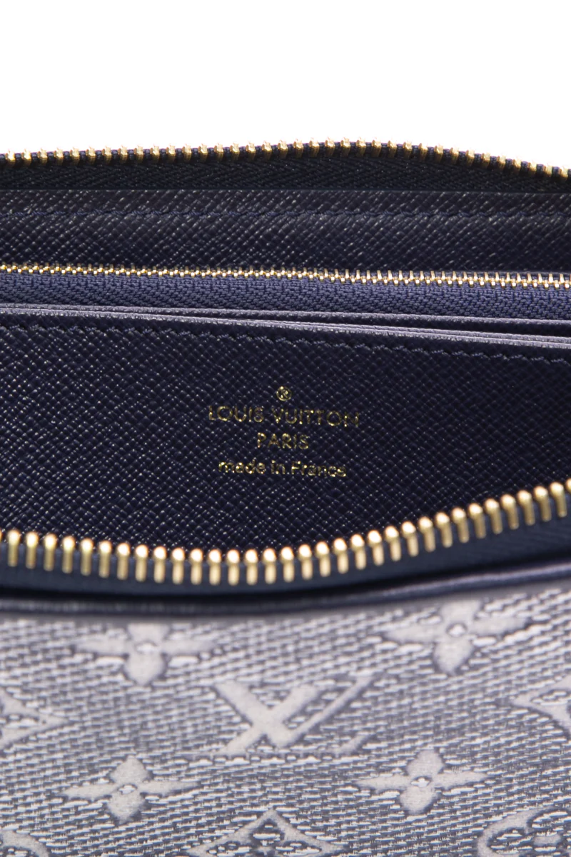 Monoglam Zippy Wallet - Image 9