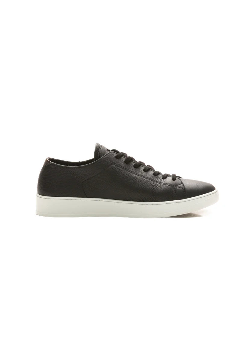 Men's Resort Sneakers - Size US 11 - Image 3