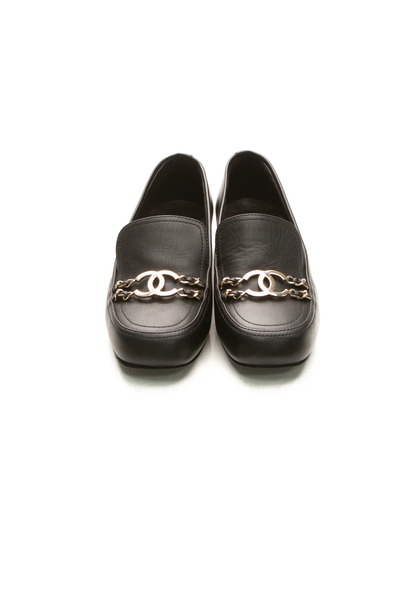 CC Chain Loafers - Size 35.5 - Image 2