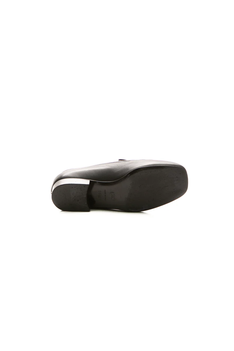 CC Chain Loafers - Size 35.5 - Image 4