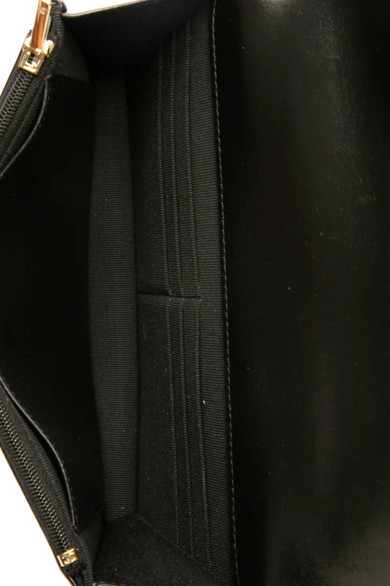Pearl Wallet on Chain - Image 11