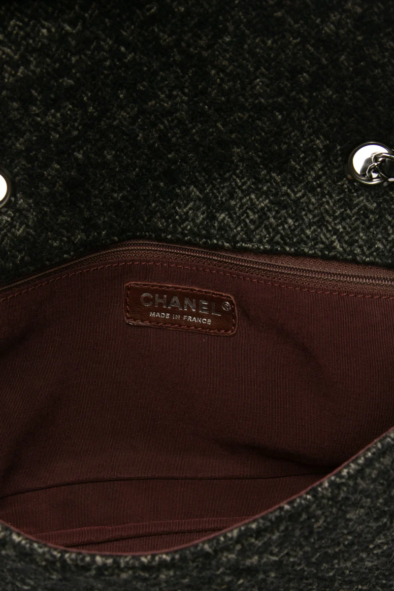 Tweed Coco Chain Bag - Image 7