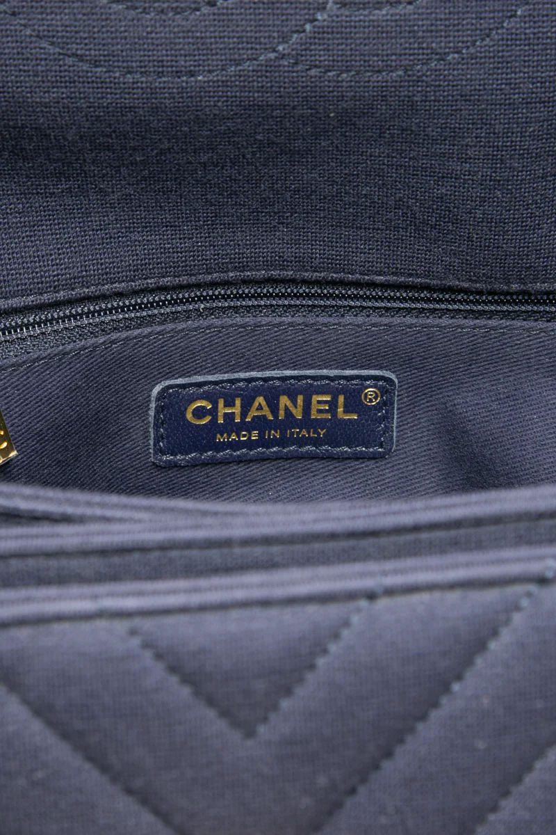 Trendy CC Small Flap Bag - Image 7
