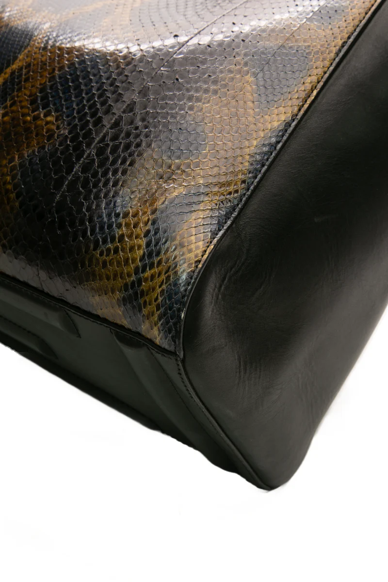 Elme Tote Bag - Image 10