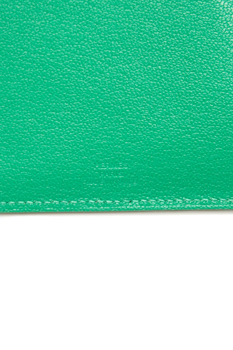 Tarmac Passport Holder - Image 5