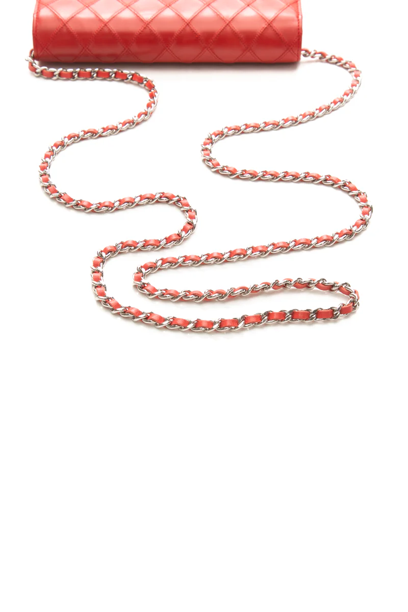 Diamond Stitch Wallet on Chain - Image 5
