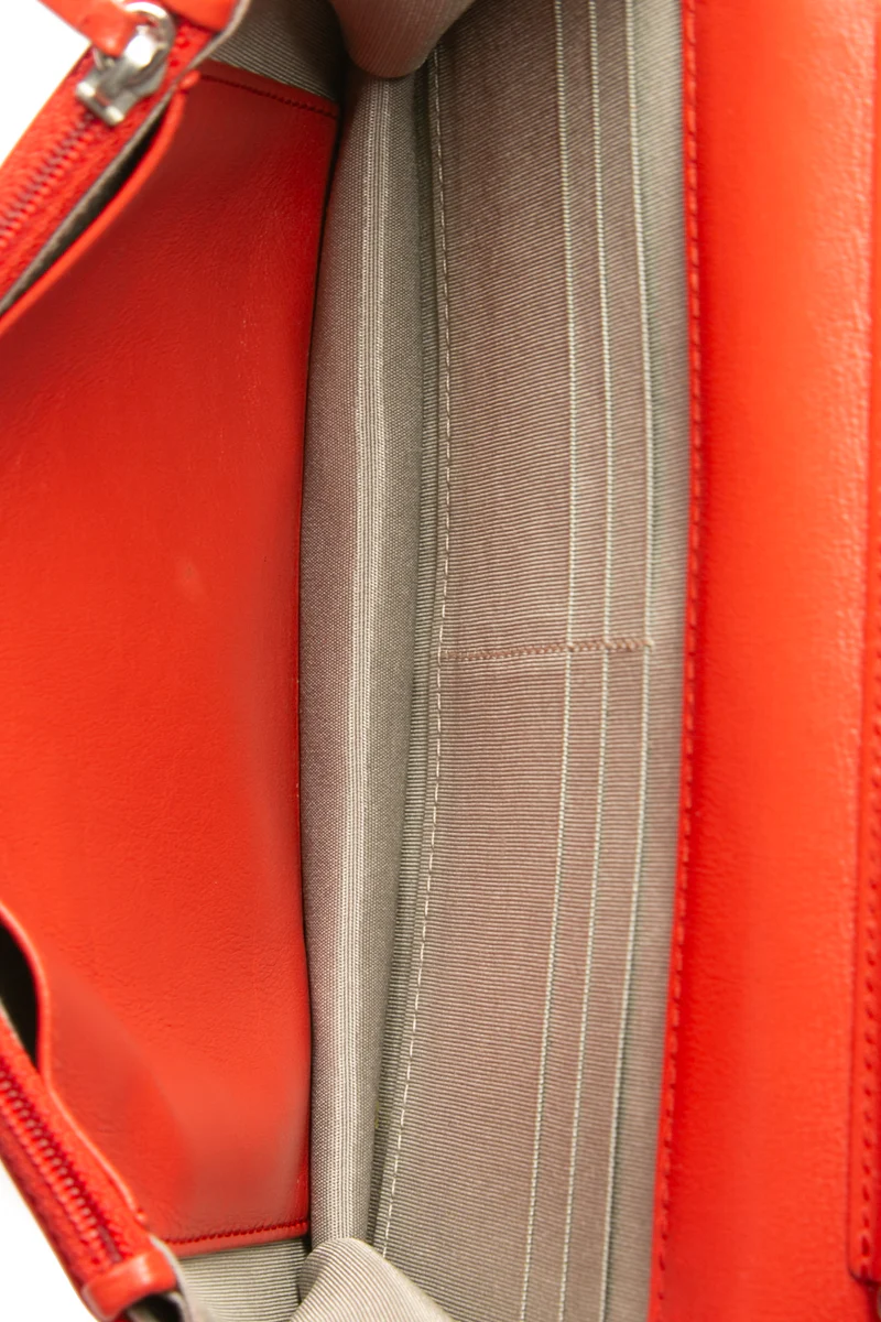 Diamond Stitch Wallet on Chain - Image 9