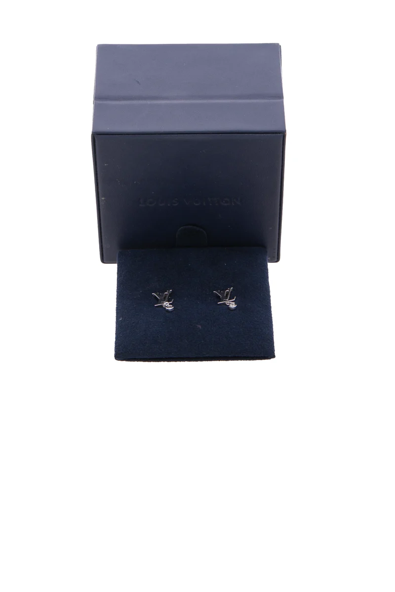 Idylle Blossom LV Ear Studs - Image 5