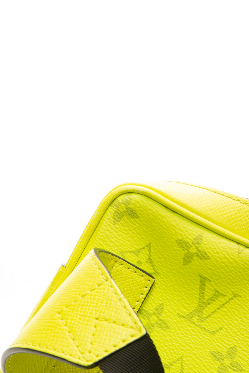 Men's Taigarama Outdoor Bumbag - Image 11