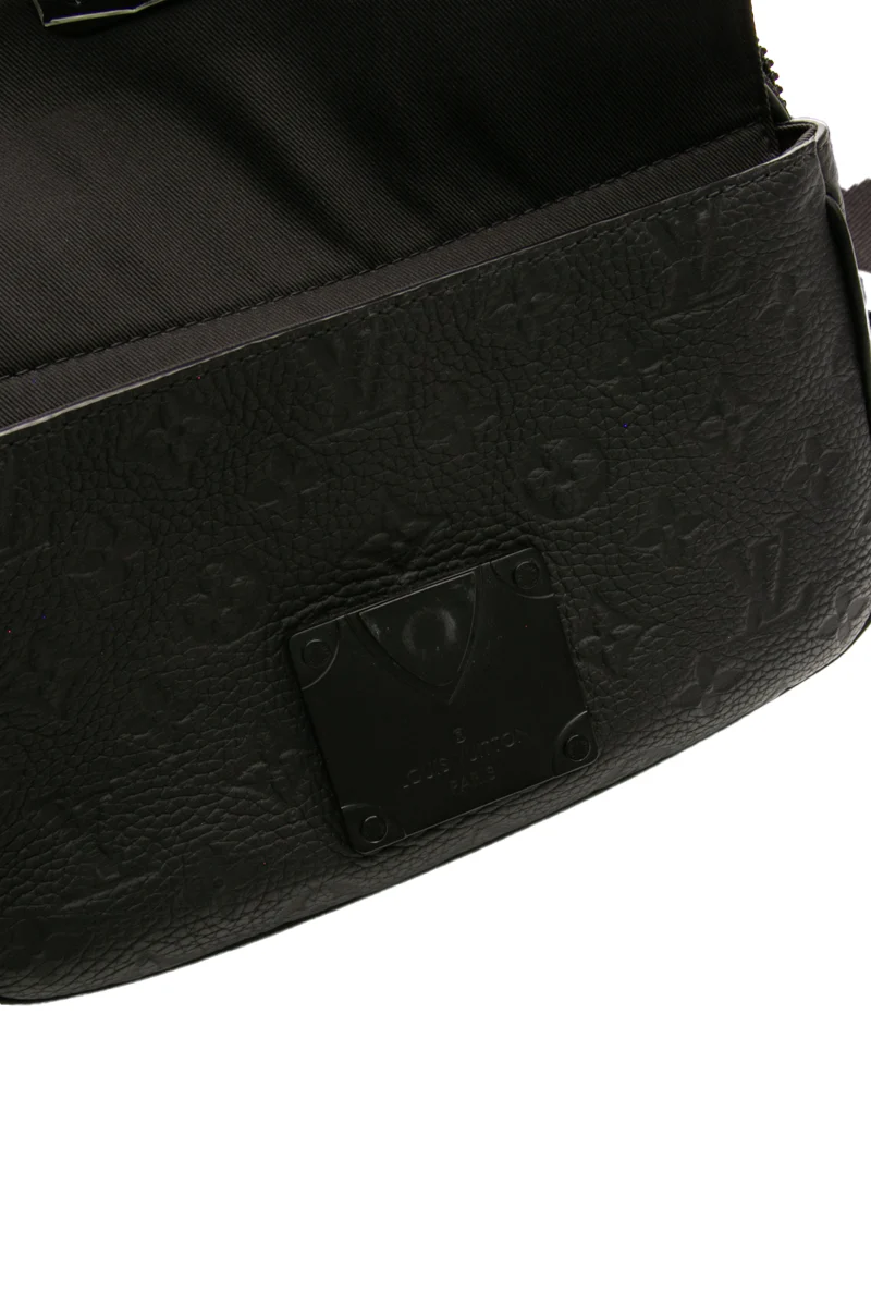 S Lock Messenger Bag - Image 6