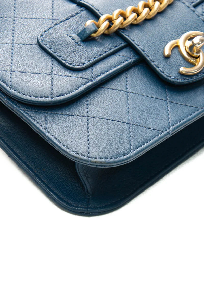 Chain Flap Bag - Image 7