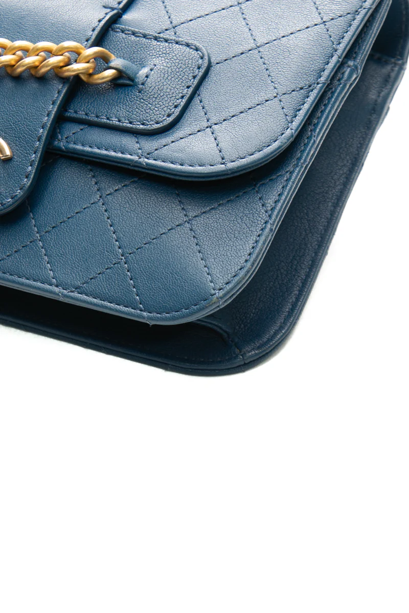 Chain Flap Bag - Image 8