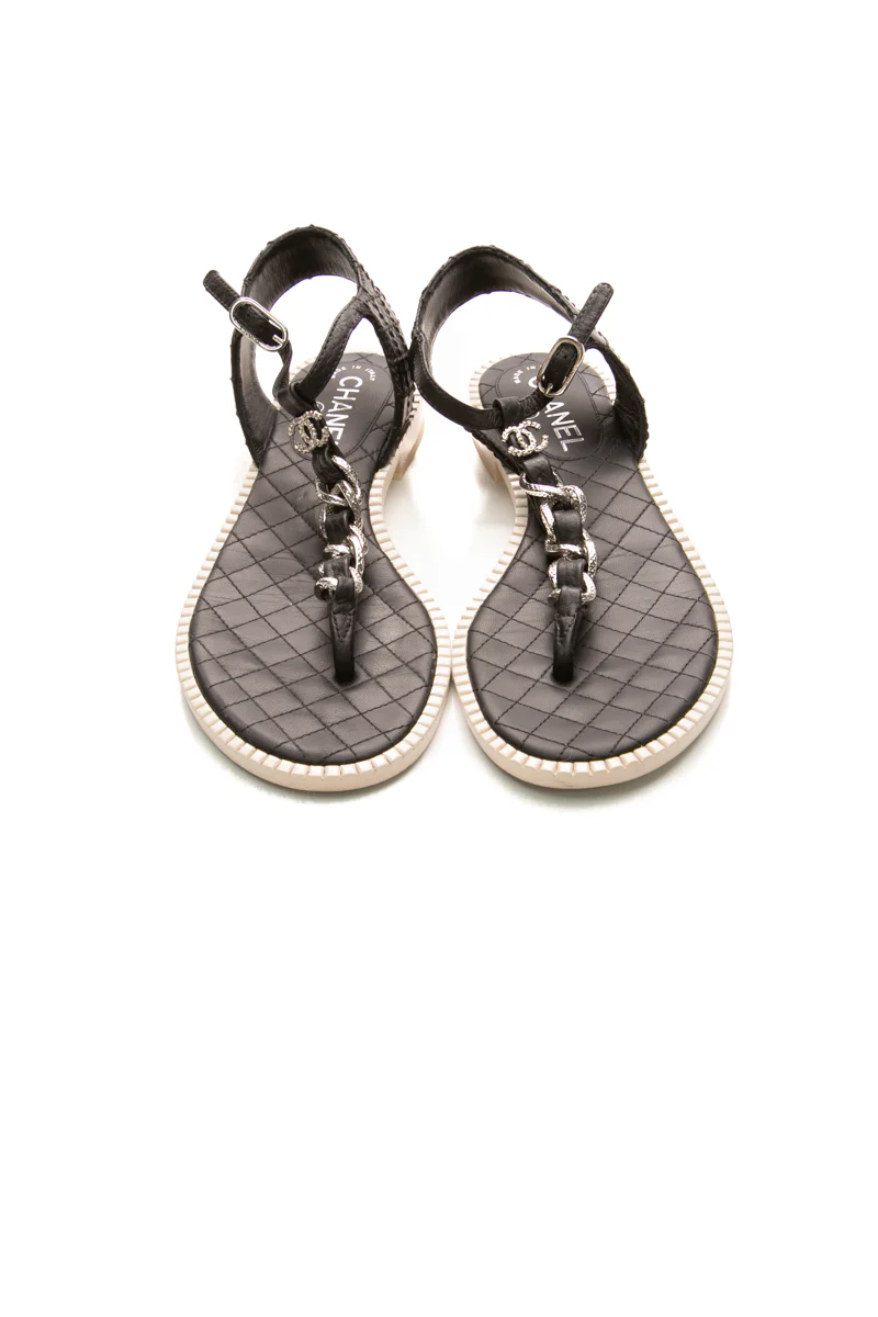 Interlocking CC Thong Sandals - Size 38 - Image 2