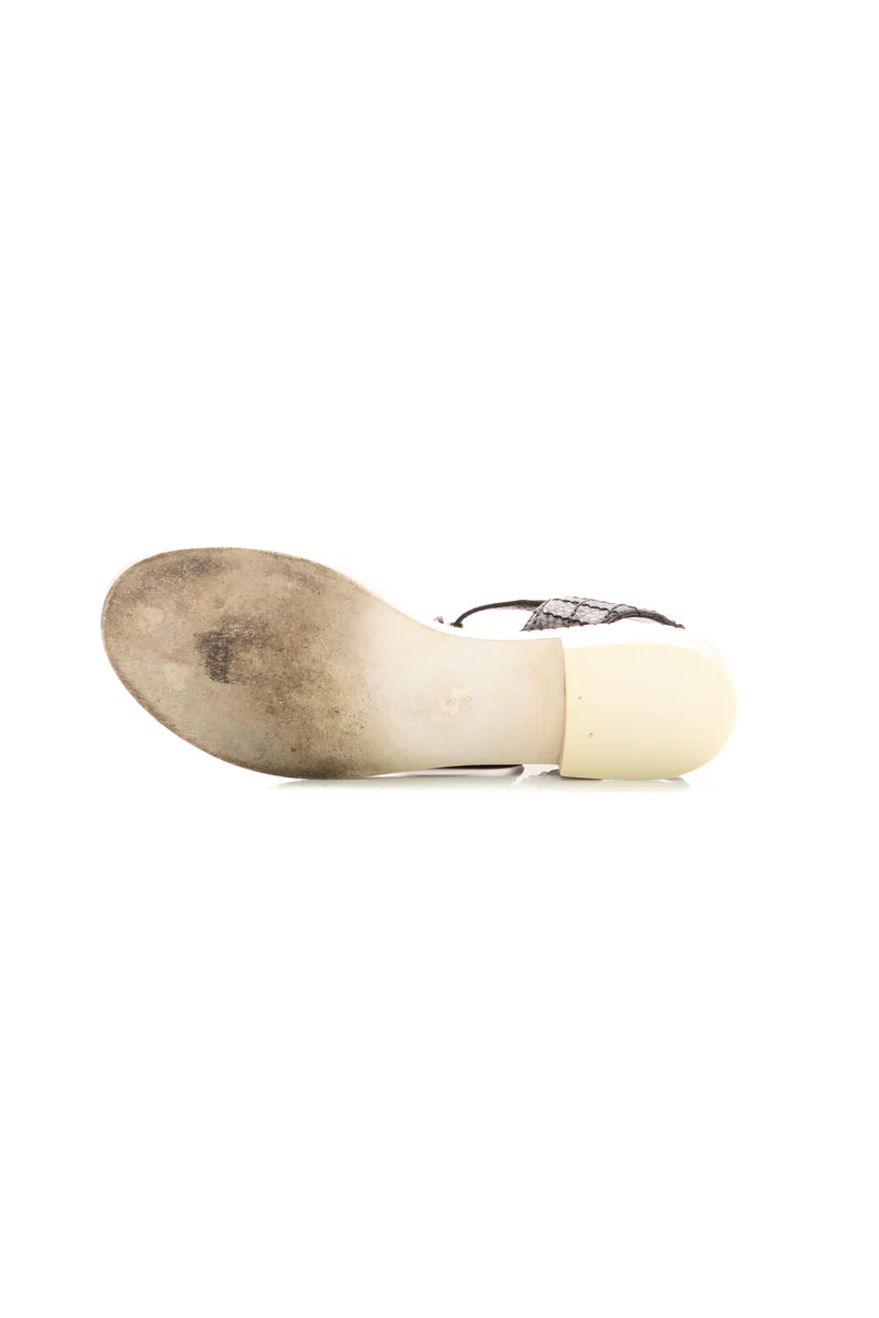 Interlocking CC Thong Sandals - Size 38 - Image 5