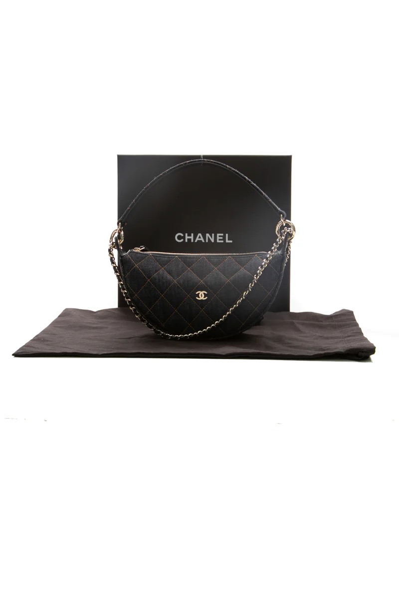 Clutch with Chain Bag - Image 10