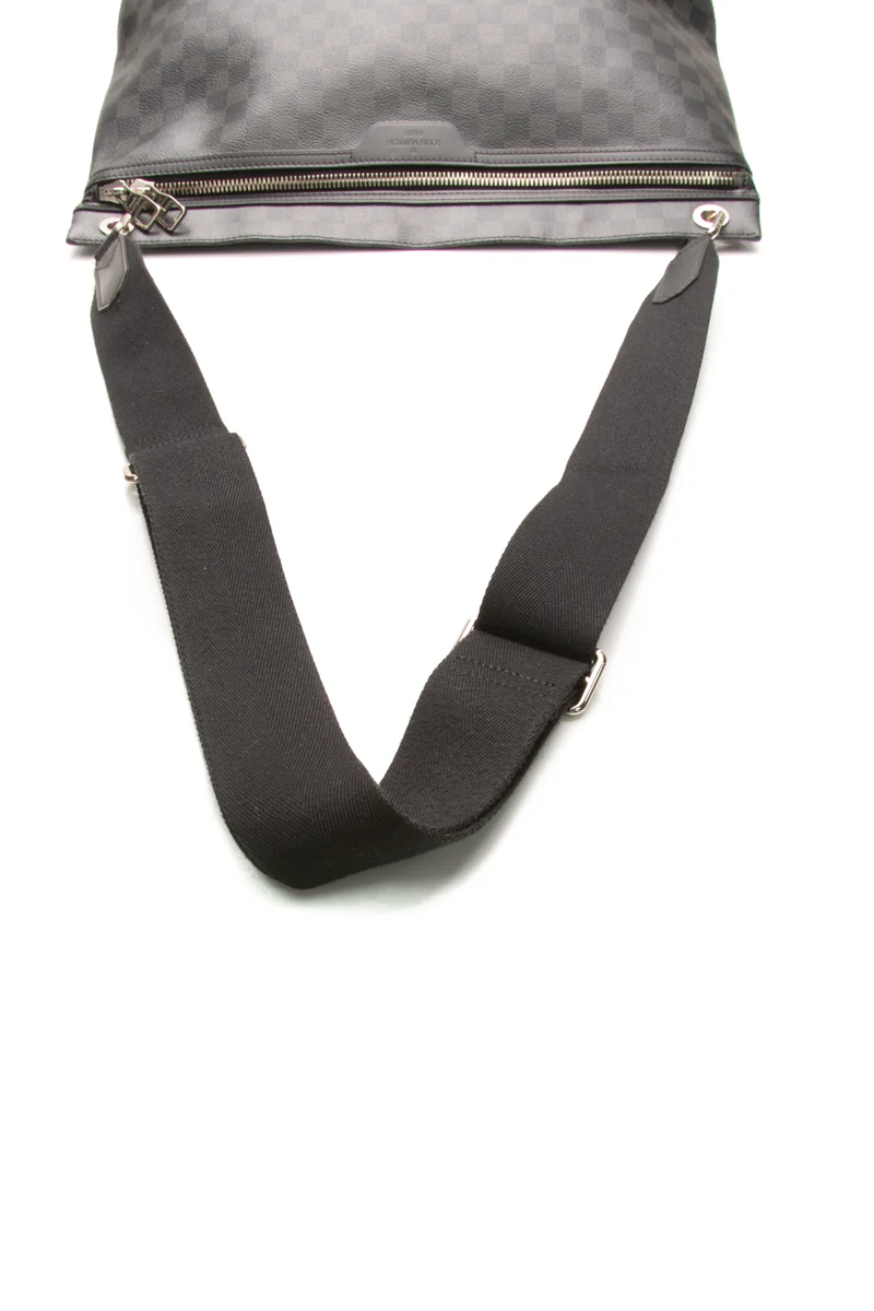 Men's Hunter Messenger Bag - Image 5