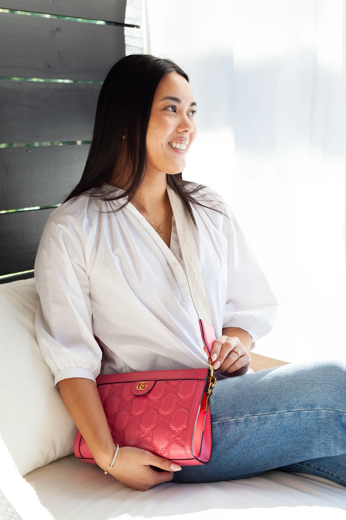 GG Matelasse Small Shoulder Bag - Image 2