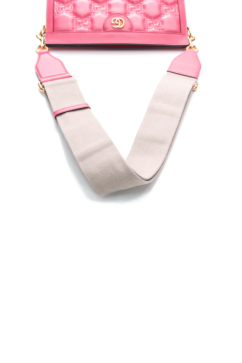 GG Matelasse Small Shoulder Bag - Image 6