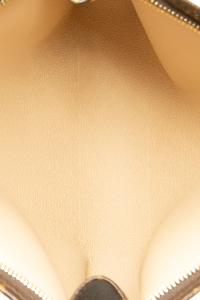 Toiletry 26 Pouch - Image 4