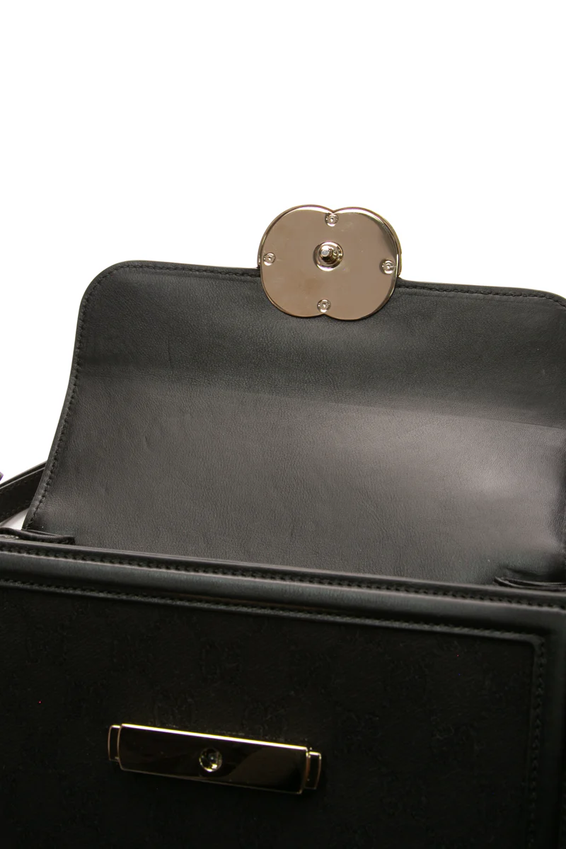 GG Go Small Shoulder Bag - Image 11