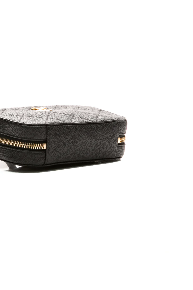 Quilted Camera Waist Bag - Image 4