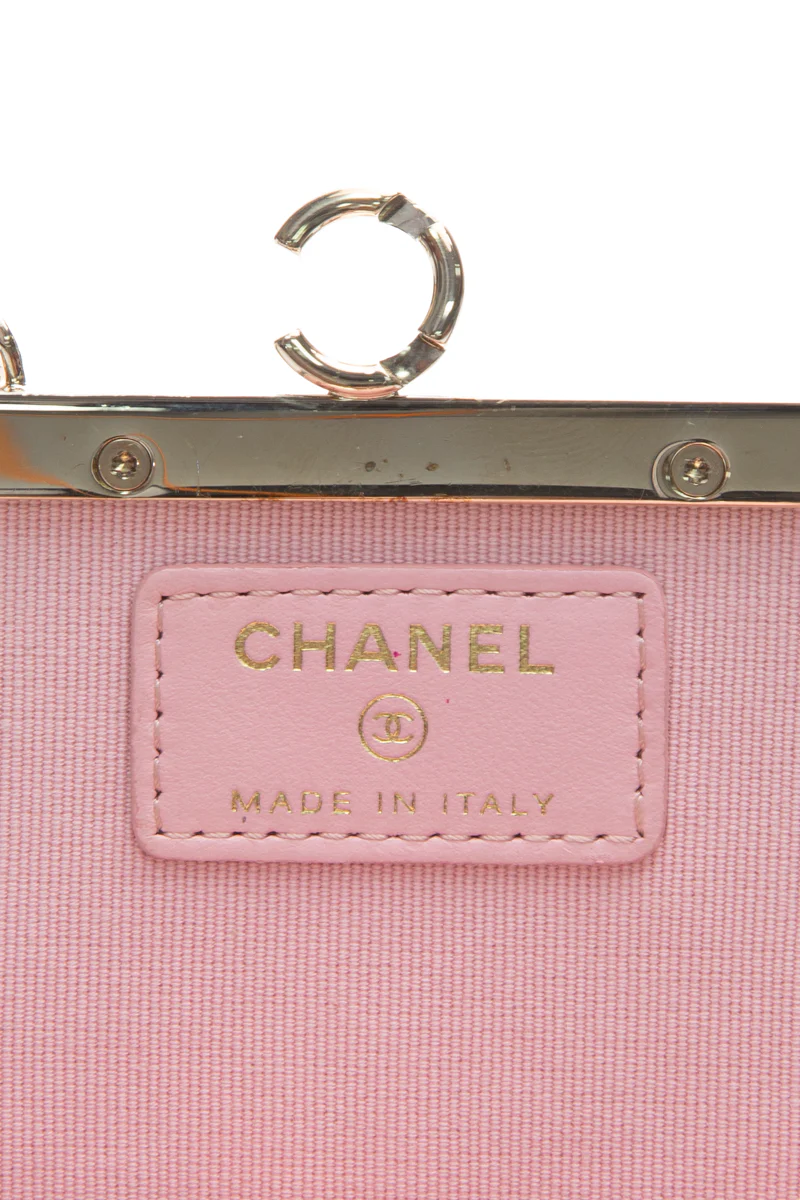 Plexi Quilted CC Clutch - Image 9