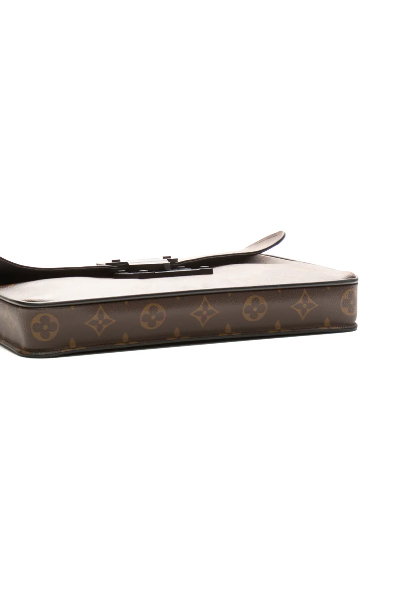 Macassar S Lock A4 Wristlet - Image 4