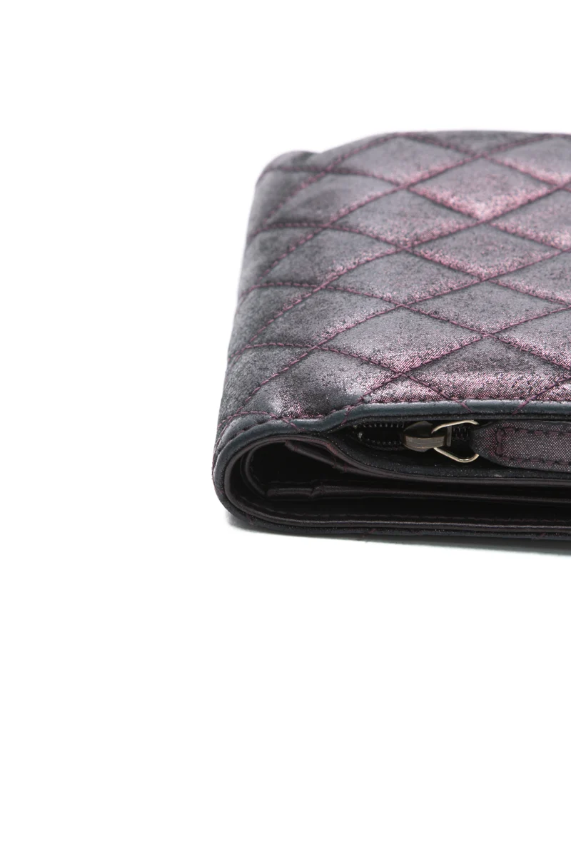 Iridescent Wallet - Image 7