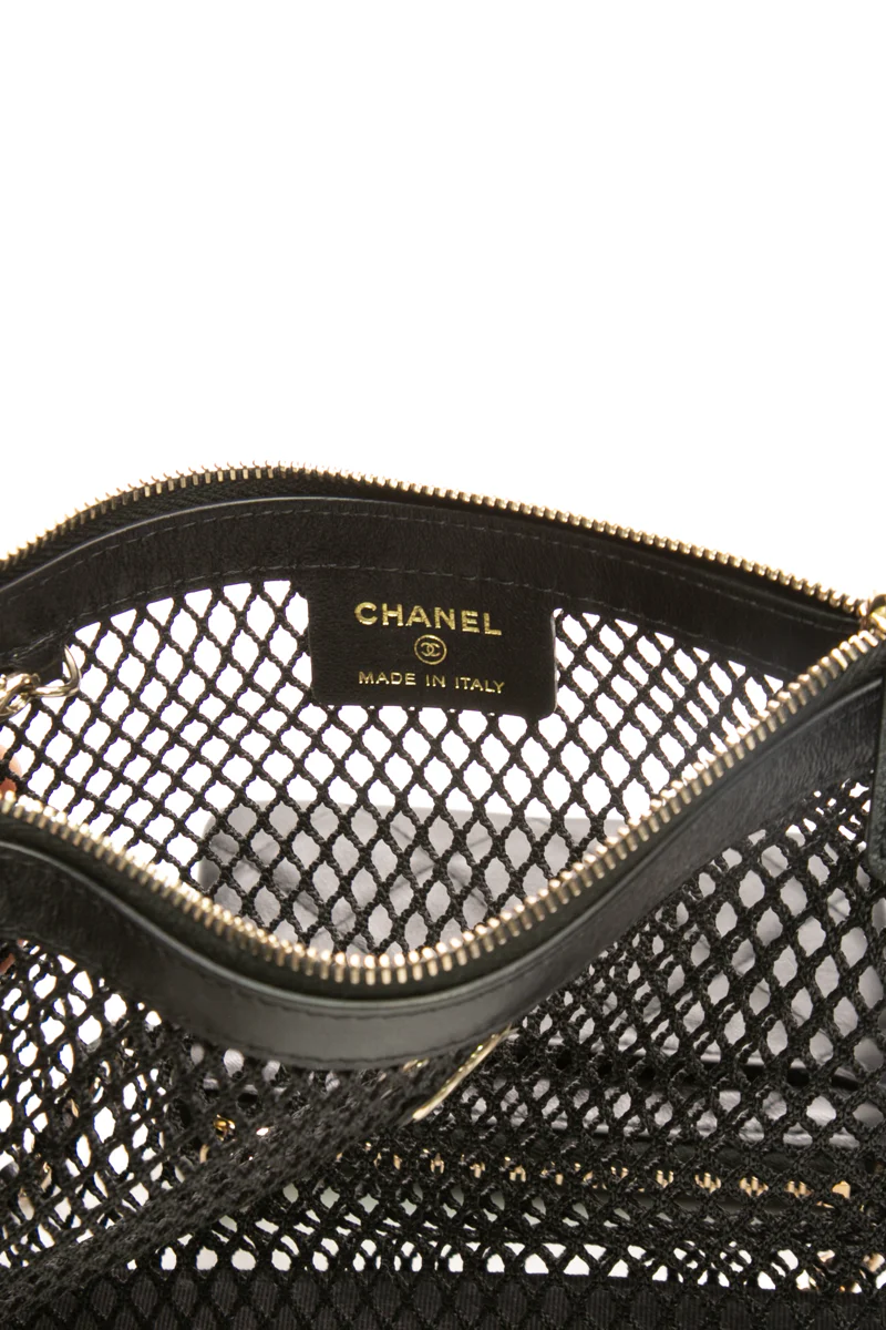 Clutch With Chain - Image 10