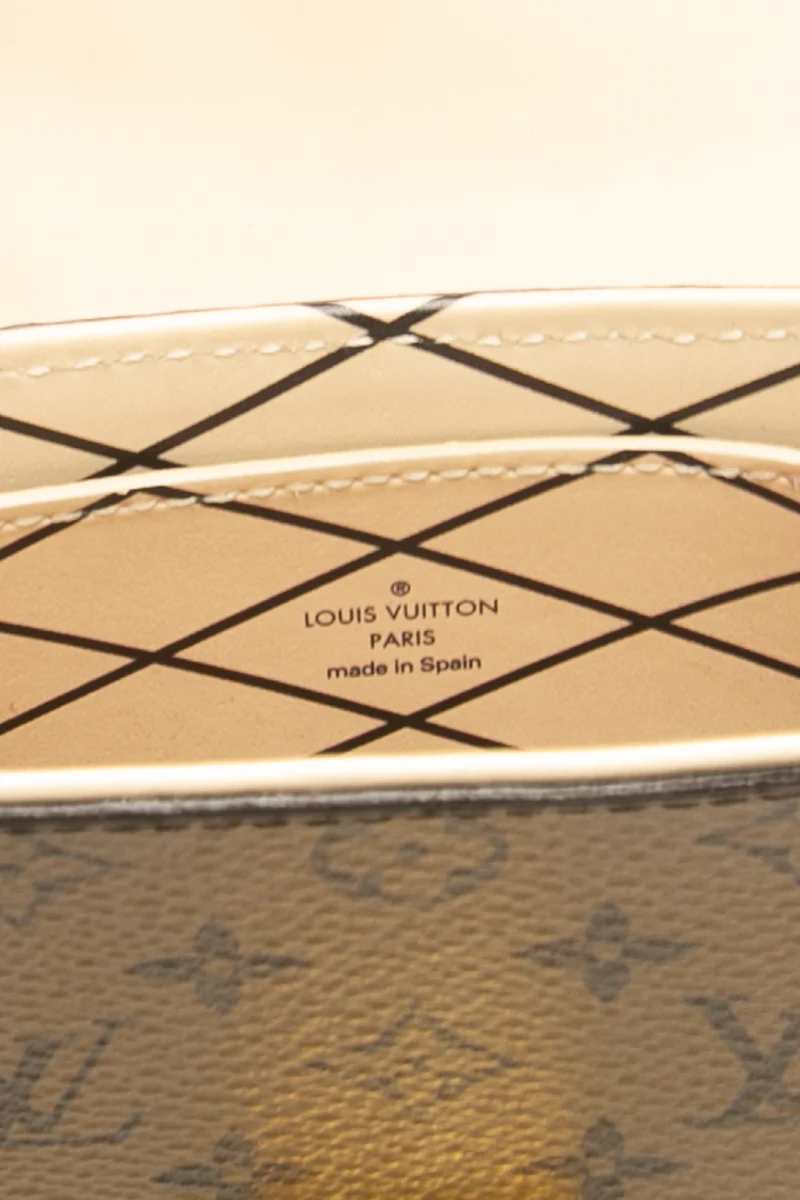 Vertical Trunk Pochette - Image 10