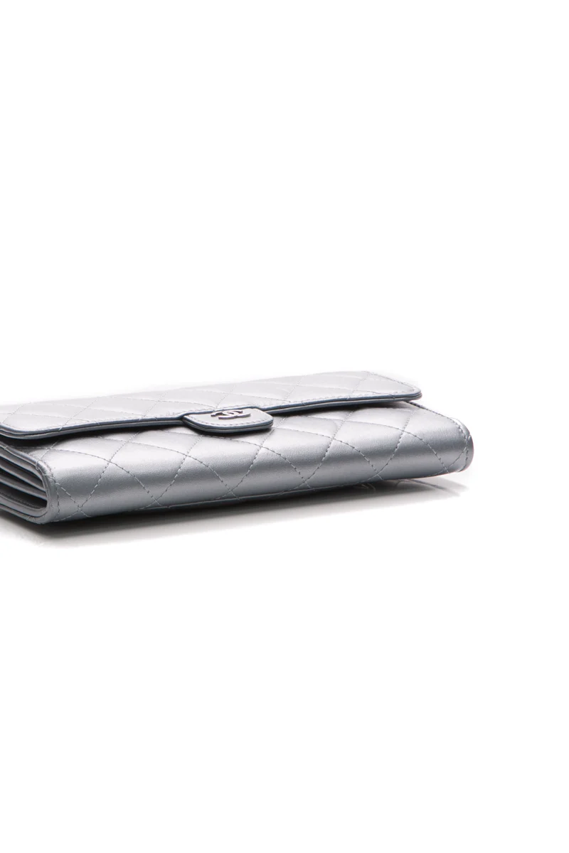 Long Classic Flap Wallet - Image 3