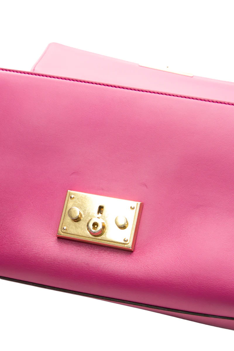 Padlock Medium Shoulder Bag - Image 8
