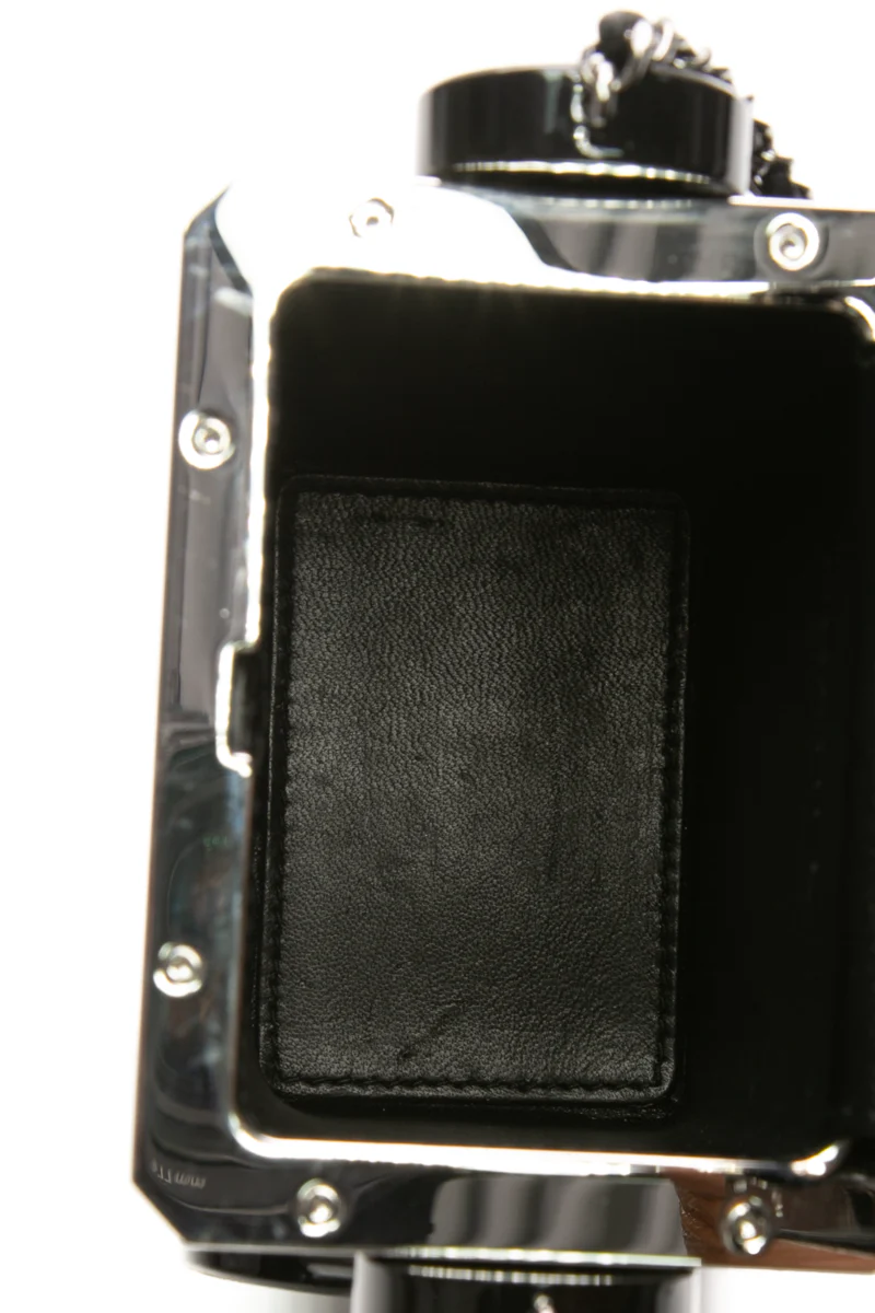 Limited Edition Robot Minaudiere Bag - Image 9