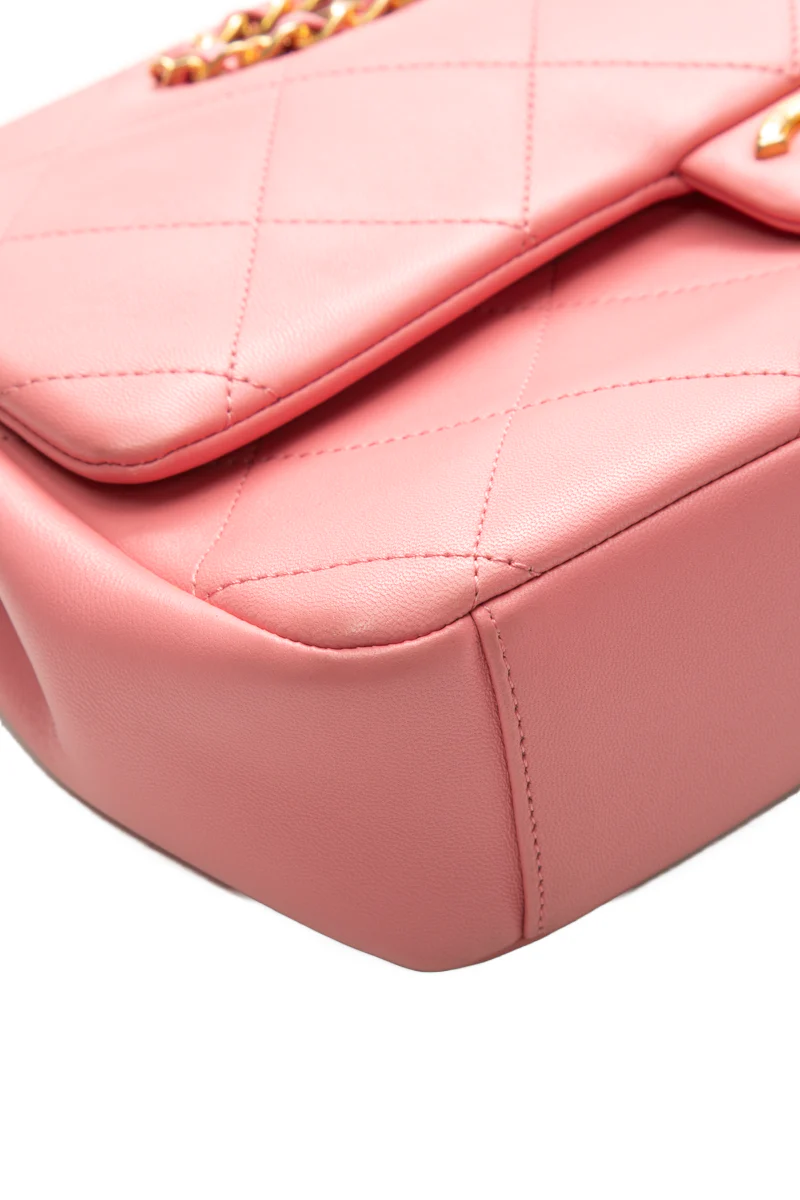 A Real Catch Flap Bag - Image 12