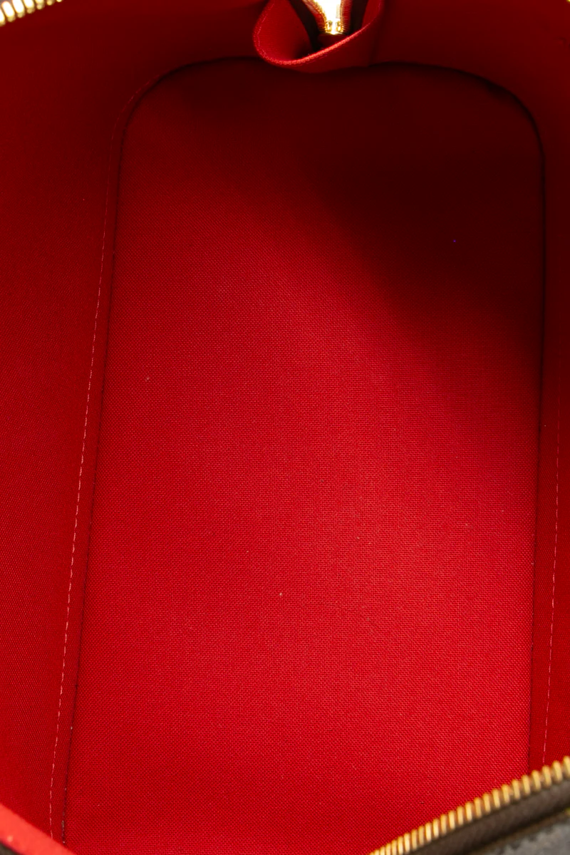 World Tour Alma PM Bag - Image 9