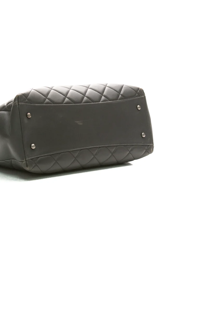 Trendy Large Shopping Tote - Image 4