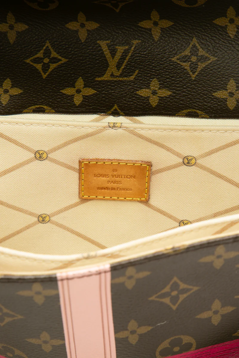 Summer Trunks Pochette Metis Bag - Image 13