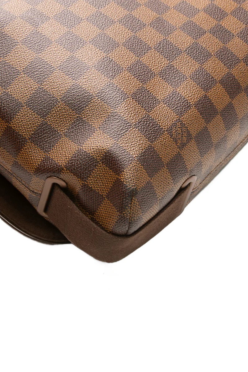 Brooklyn MM Messenger Bag - Image 10