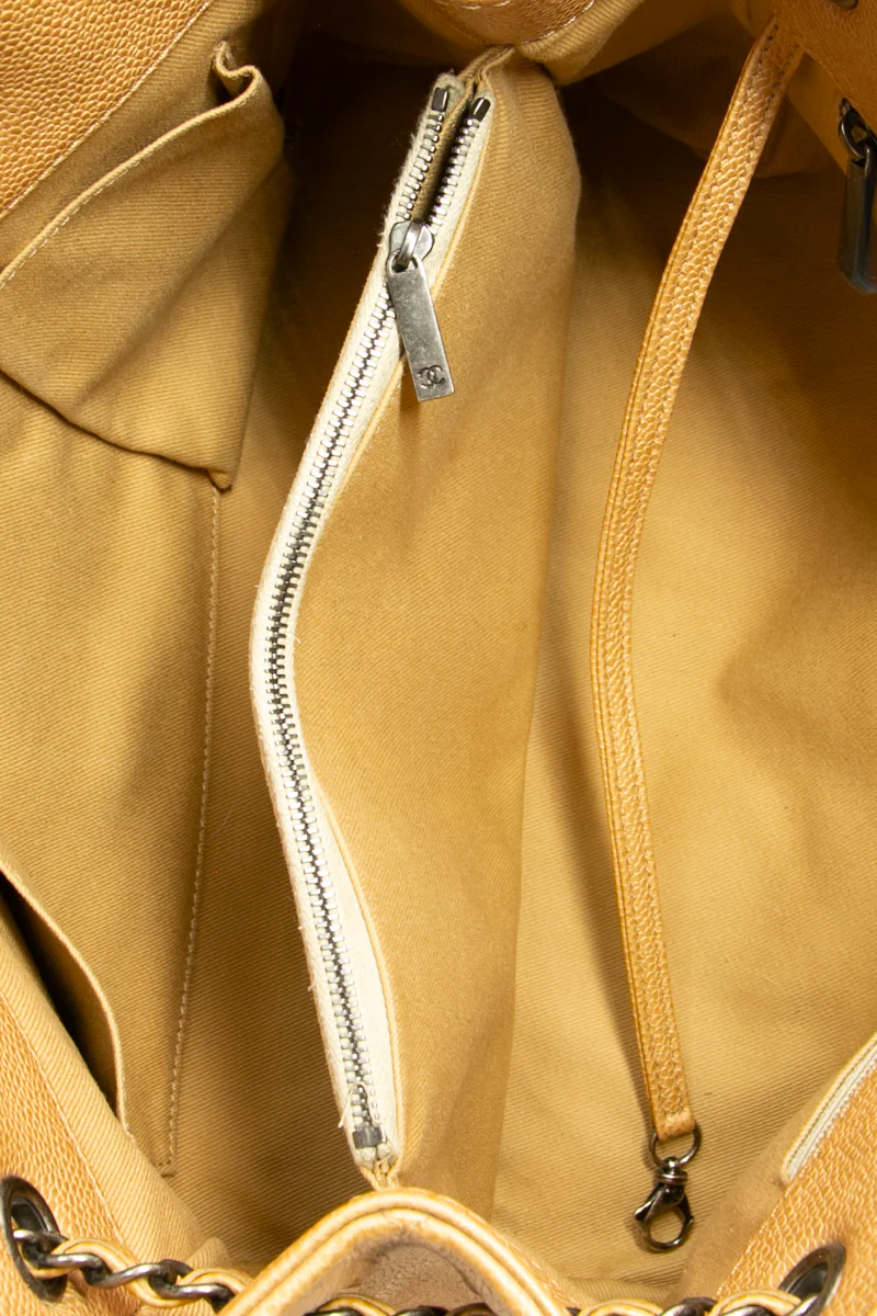 Large Shopping Tote - Image 12