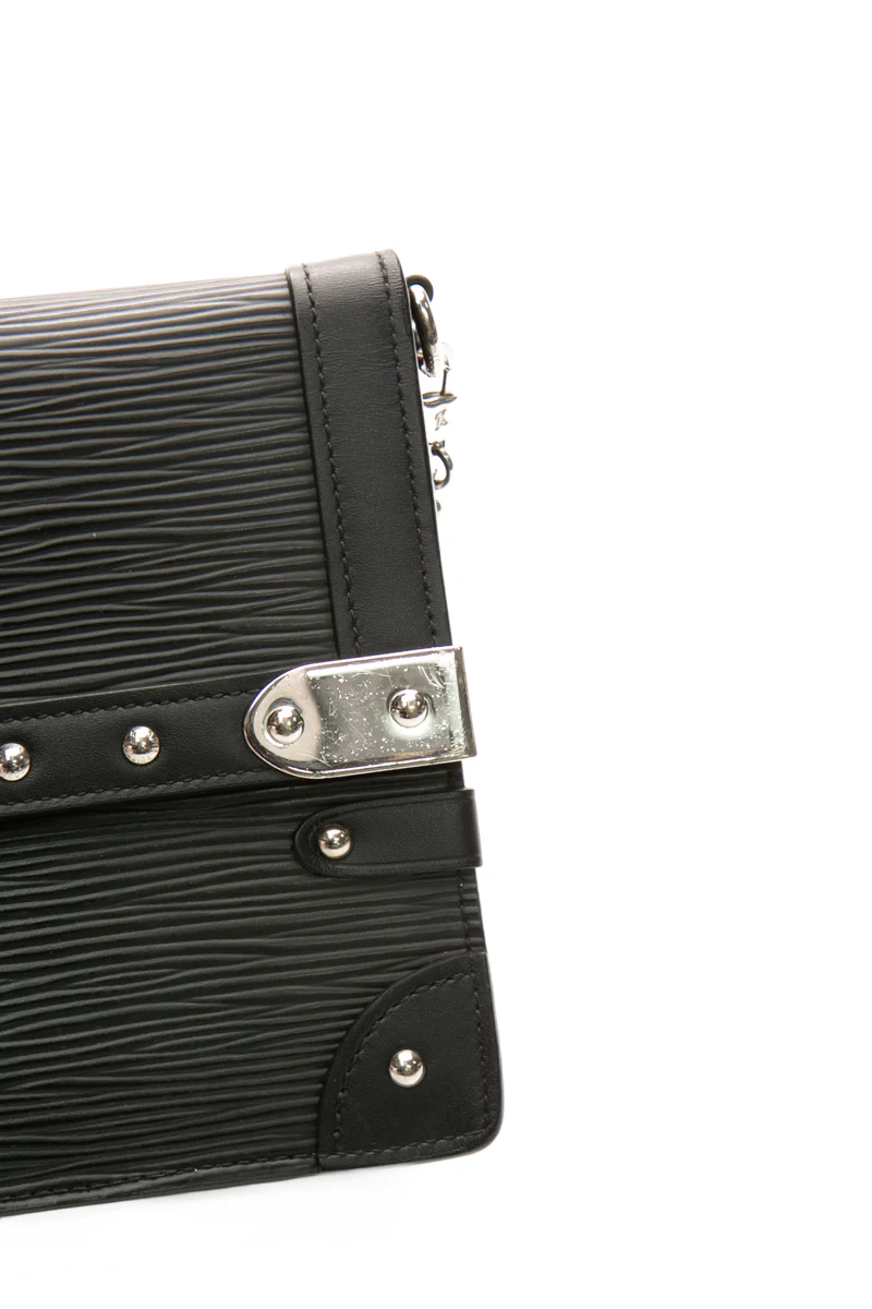 Trunk Chain Wallet - Image 8