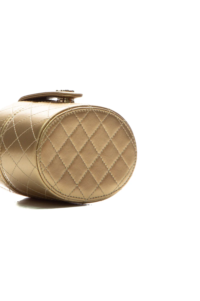 Round Vanity Clutch with Chain - Image 5